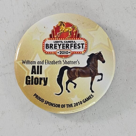 Breyer Jewelry - Breyer 2010 Button Pin Lights Camera Breyerfest All Glory